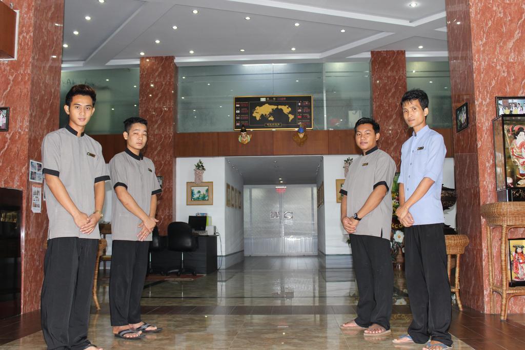 Hotel Kan Kaw Yangon Luaran gambar