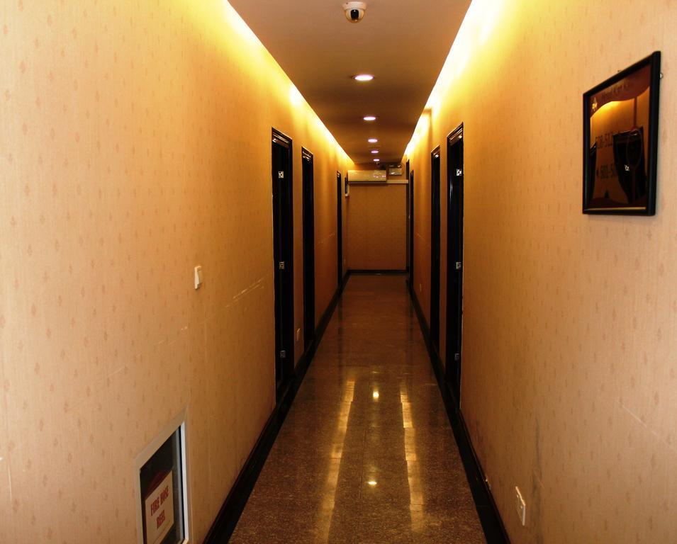Hotel Kan Kaw Yangon Luaran gambar