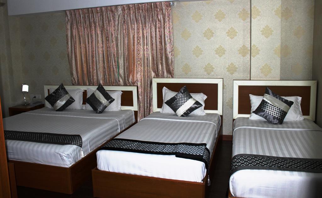 Hotel Kan Kaw Yangon Luaran gambar