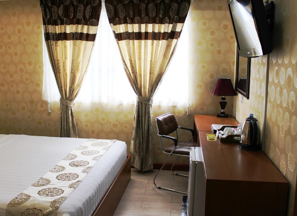 Hotel Kan Kaw Yangon Luaran gambar