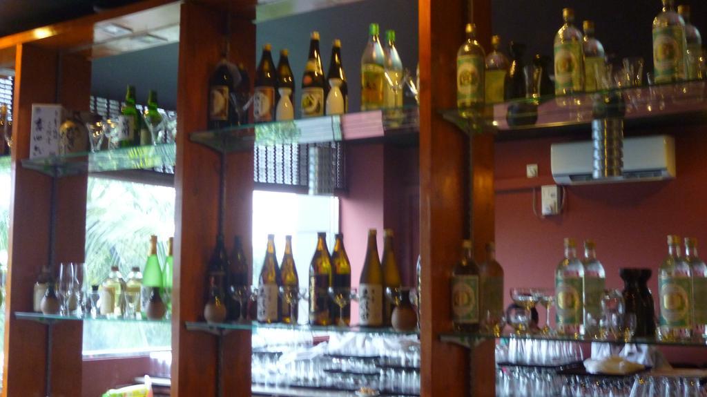 Hotel Kan Kaw Yangon Luaran gambar